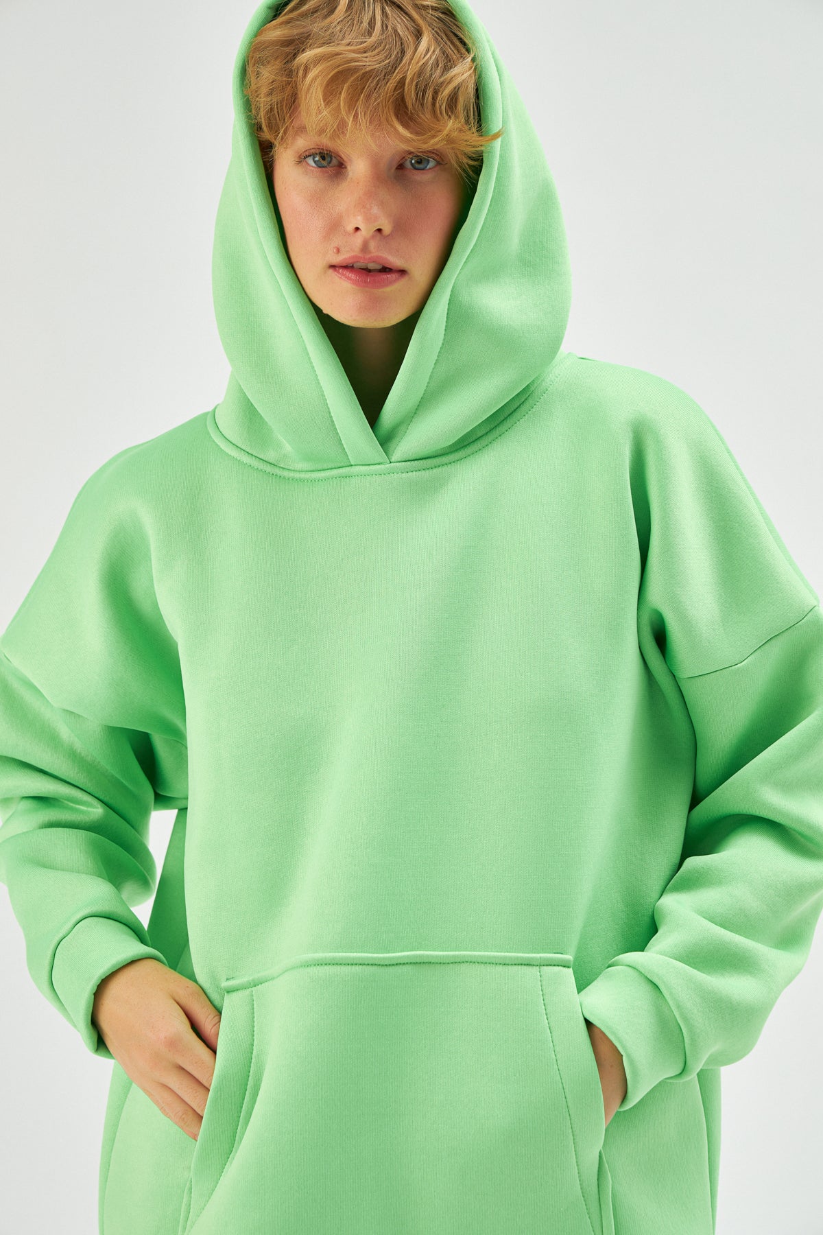 MUNI MUNI - Oversize Neon Hoodie - neon green