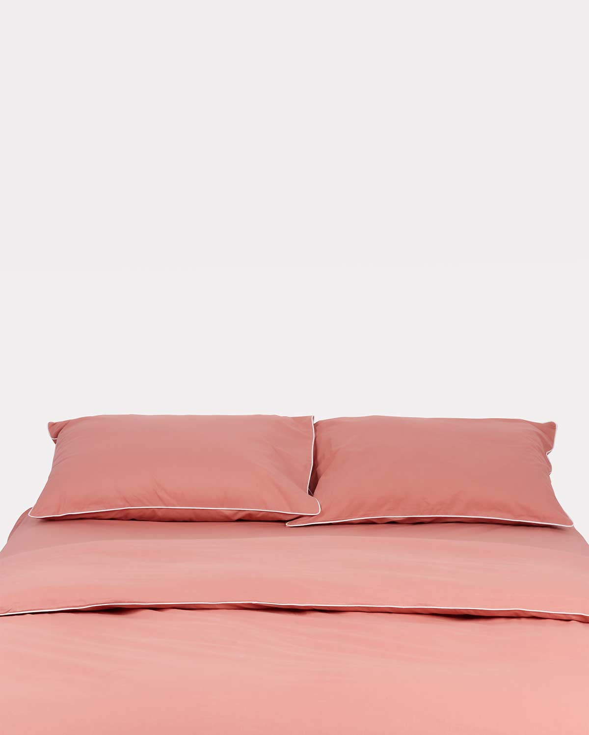 Classic Percale Duvet Cover- Peach with White Piped Edge