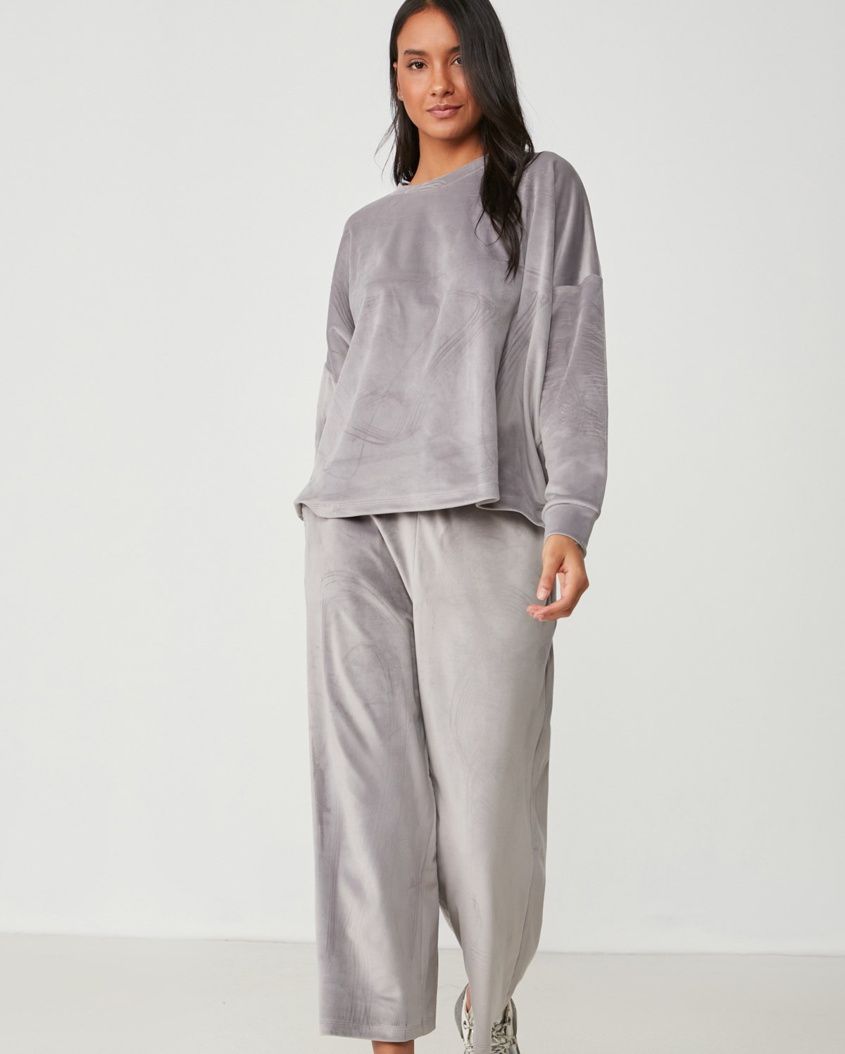 Long Sleeve Velvet Pyjama Set - Grey